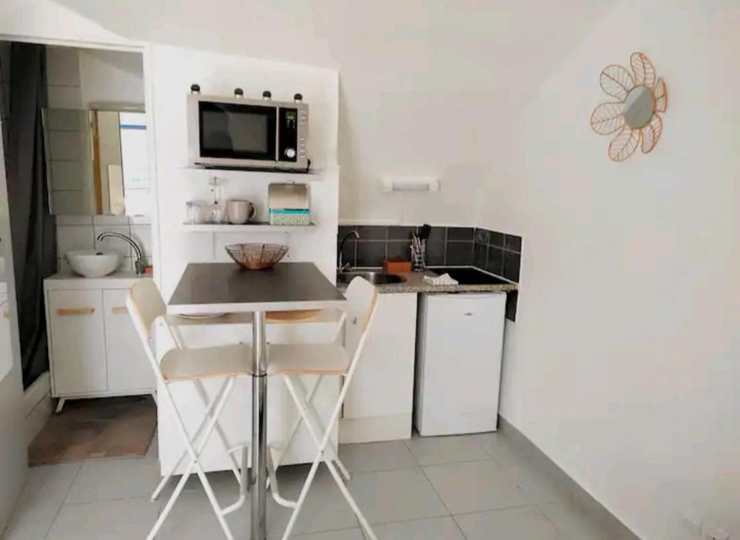 La Petite Voute Montpellier Reine Lägenhet Exteriör bild